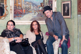 298538_283396981694242_100000718262532_893362_1190253288_n