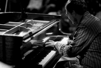 1380431_641432592568879_642702738_n