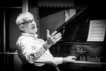 23415234_1433308833388874_1942091119813926479_o