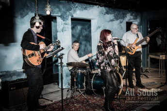 23334315_1433303266722764_2733094947237428924_o