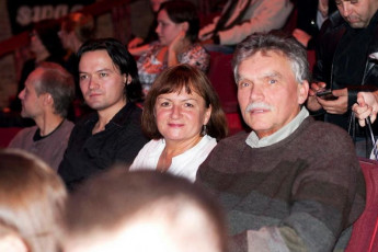 381161_283513008349306_100000718262532_893696_274576949_n