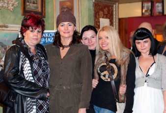 388011_283395555027718_100000718262532_893326_2009056718_n