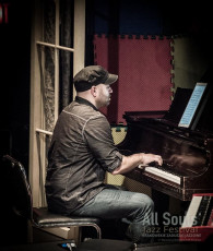 23376373_1433307400055684_7803185535937680631_n