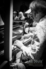 23316292_1433308913388866_5961423046452214138_n