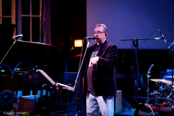 1376524_641426209236184_103533484_n