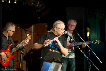 1385522_641438149234990_1318904210_n