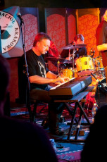 387472_283394181694522_100000718262532_893294_1928452779_n