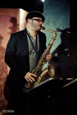 1464126_616709041719159_1807907791_n