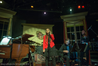 74522917_10215186994697406_4415146167478779904_o