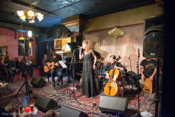 76188352_10215187009817784_8469379434141450240_o