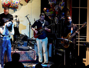 45691304_10213749464592680_2207542769860214784_n