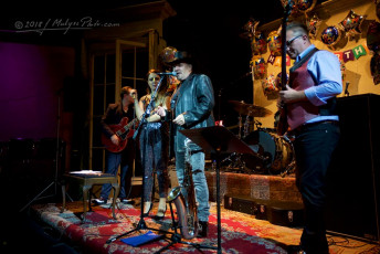 45797960_10216798119092891_5532363870946983936_o